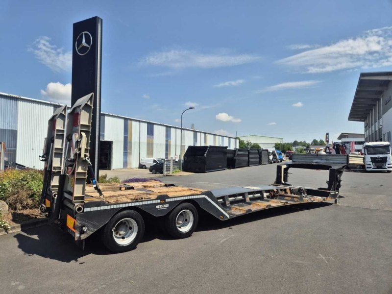 Ressenig SATL2-400 teleskop.-Maschinentieflader