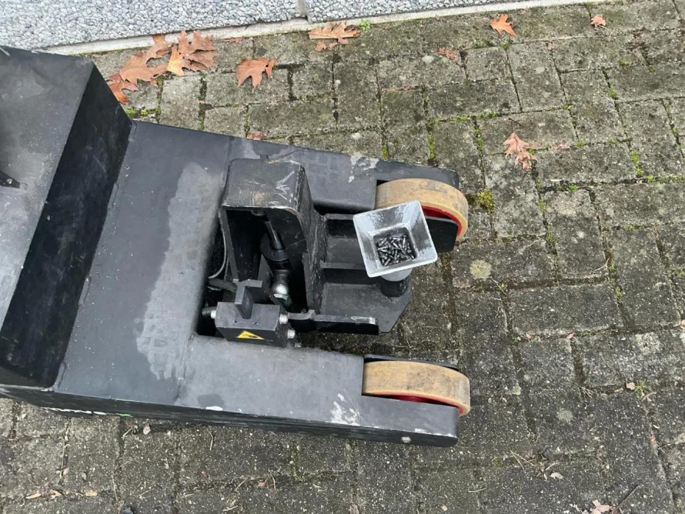 MOVEXX Electric Tow Tug - 4