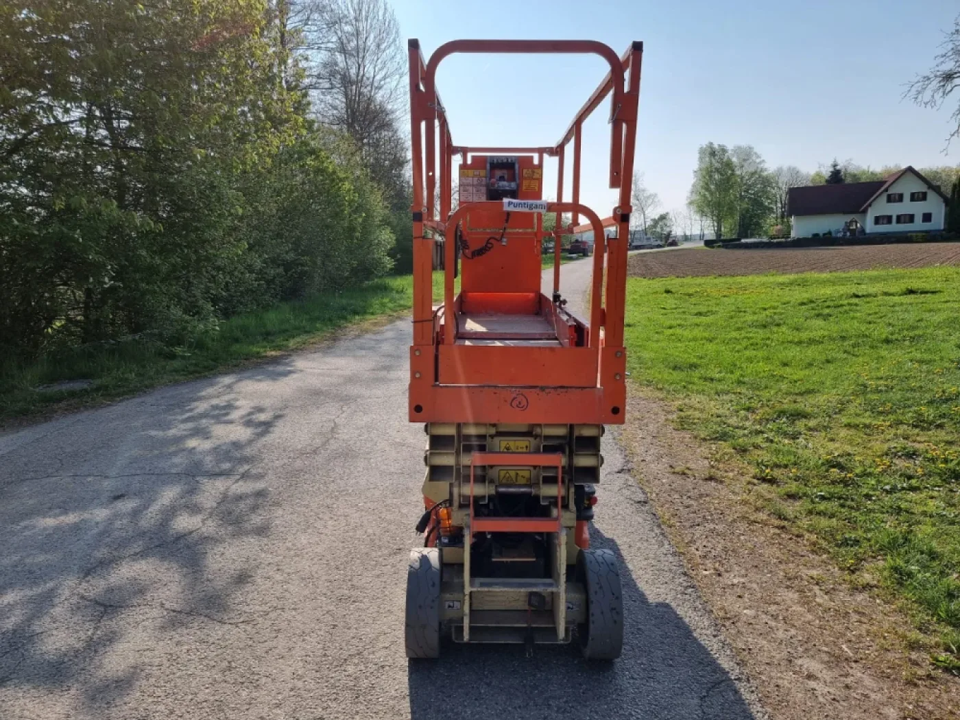 JLG - 2032 ES - 8