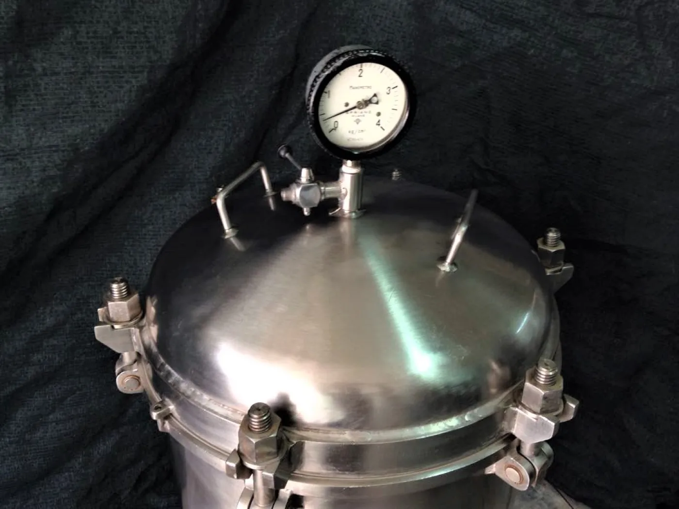 SERBATOIO CARRELLATO IN ACCIAIO INOX CON MANOMETRO - 7