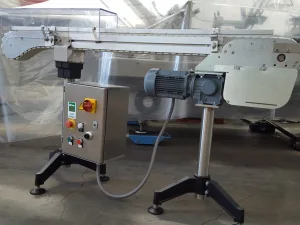 NASTRO TRASPORTATORE MOTORIZZATO A TAPPARELLE IN ACCIAIO INOX