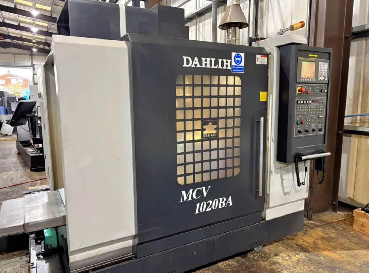 CNC Vertical Machining Center – Dahlih MCV 1020BA - 4
