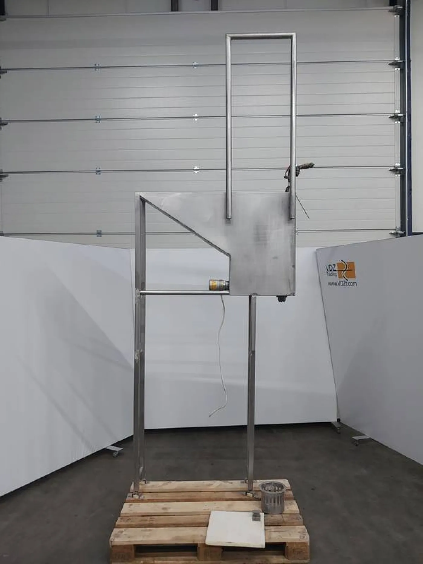 Sterilizer for splitting saw - 1