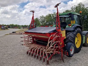 1995 Massey Ferguson LZ 510 4m Grain Drill