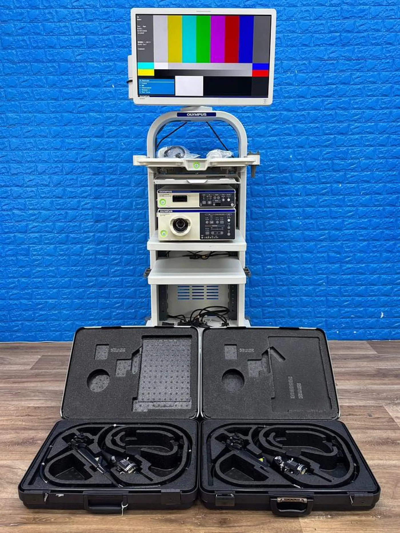 Olympus Evis Exera II 190 Tower with GIF-HQ190 and CF-HQ190L - 2