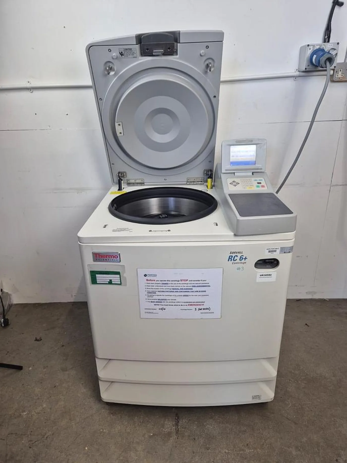 Thermo Fisher Scientific RC 3BP+ Centrifuge - 5