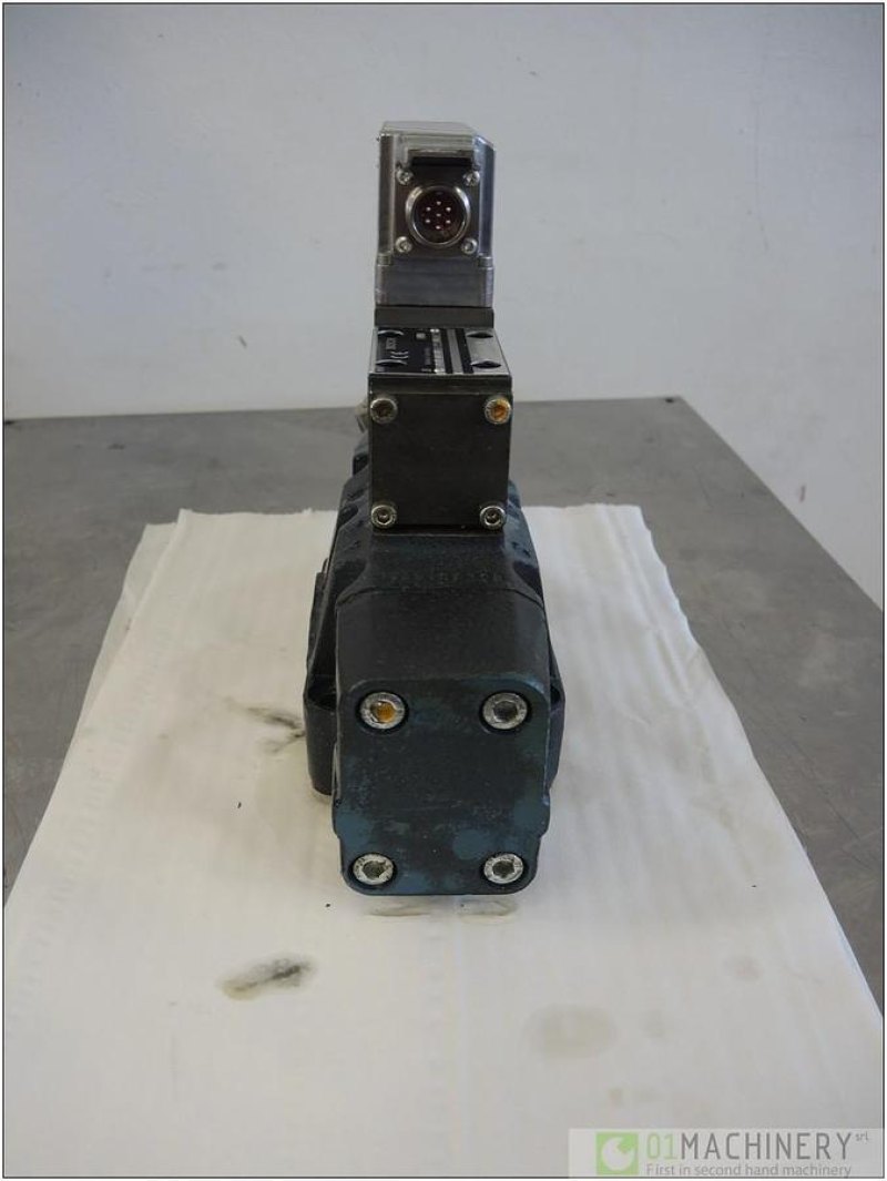 2001 BOSCH 0811404607 AI2086