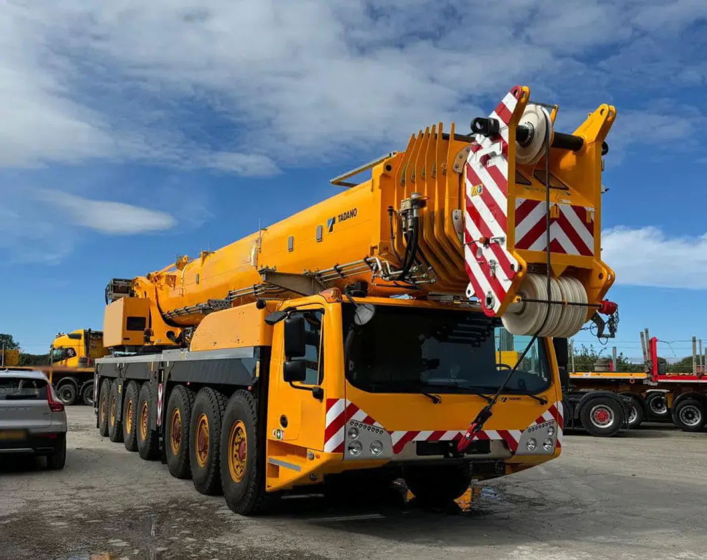 Tadano GR 1000 EX-4 Rough Terrain Crane - 2