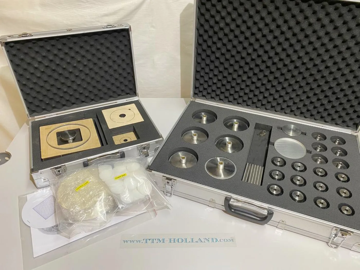 Martindale abrasion and pilling tester - 5