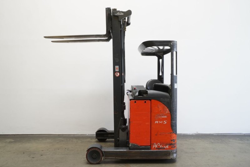 Schubmaststapler Linde R 14 C S 115 (2010)