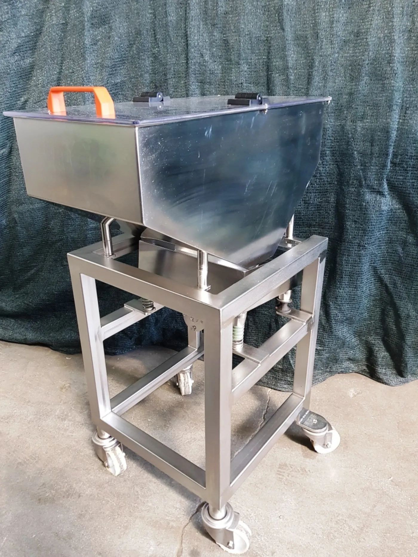 ALIMENTATORE VIBRANTE PER COMPRESSE – RITTAL - 3