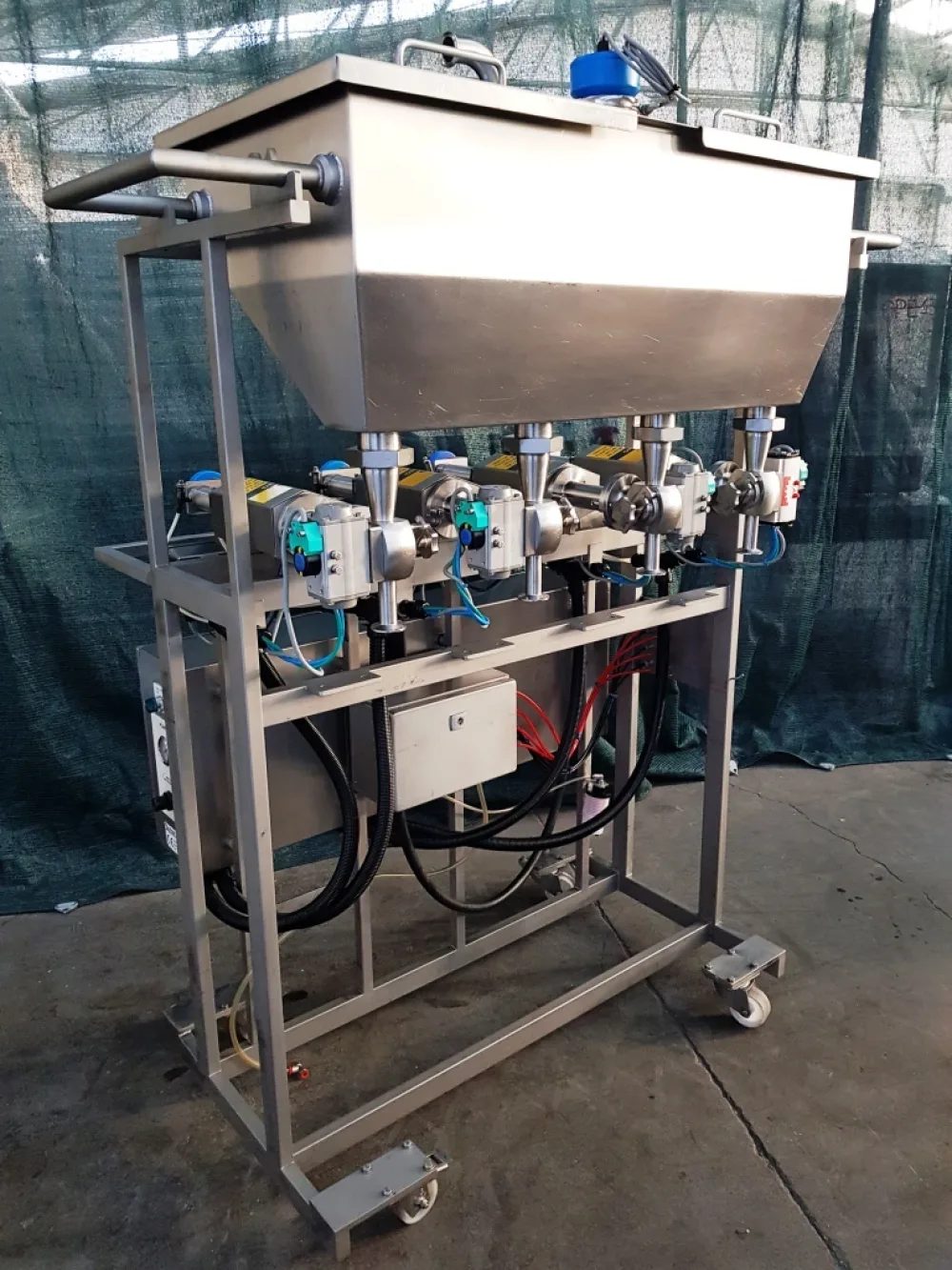 DOSATRICE PNEUMATICA PER CREME – RIGGS AUTOPACK – MOD. 1000