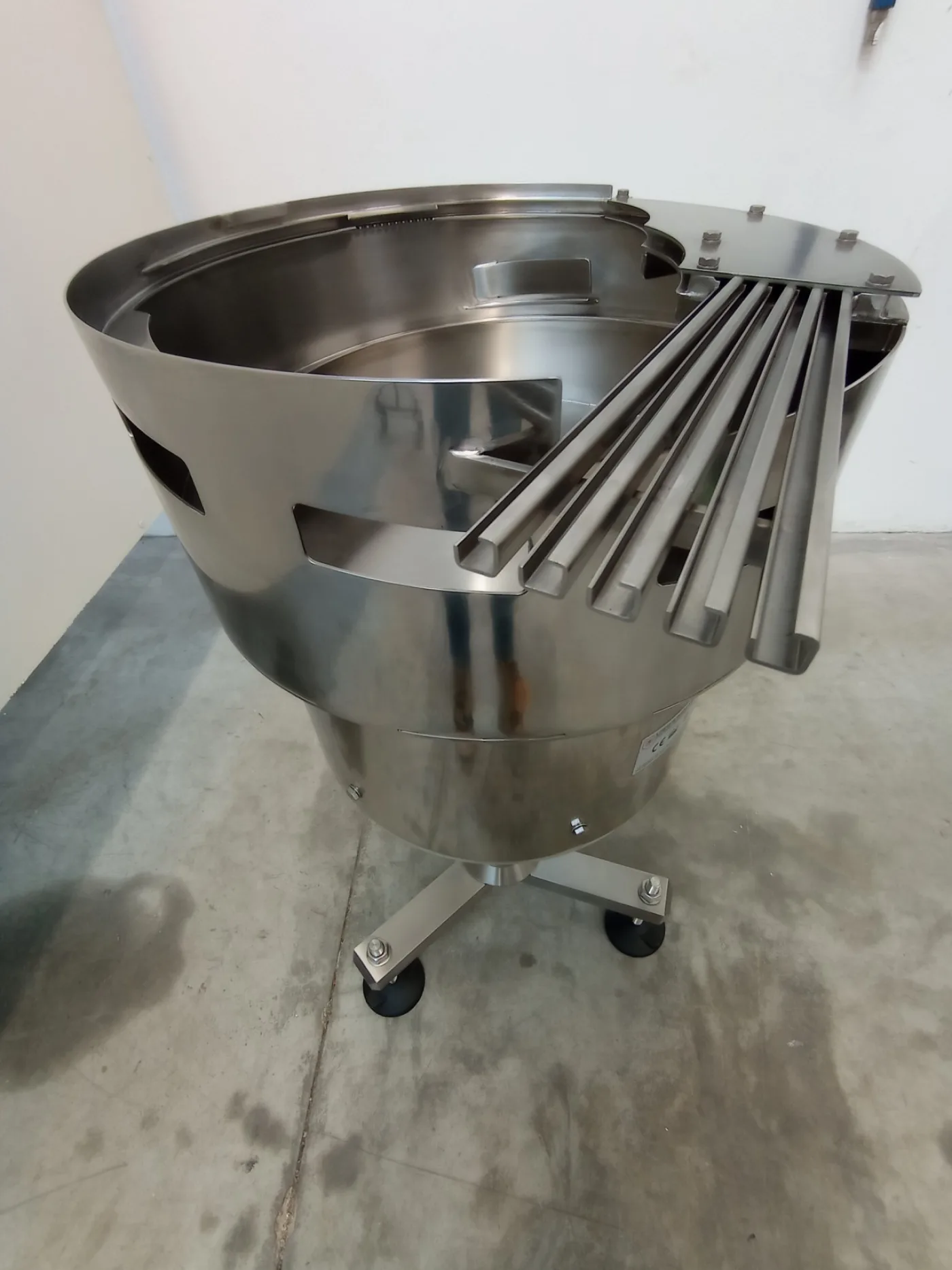 ORIENTATORE ALIMENTATORE – VIBROSISTEMI – MOD. BASE TIPO 4 - 2
