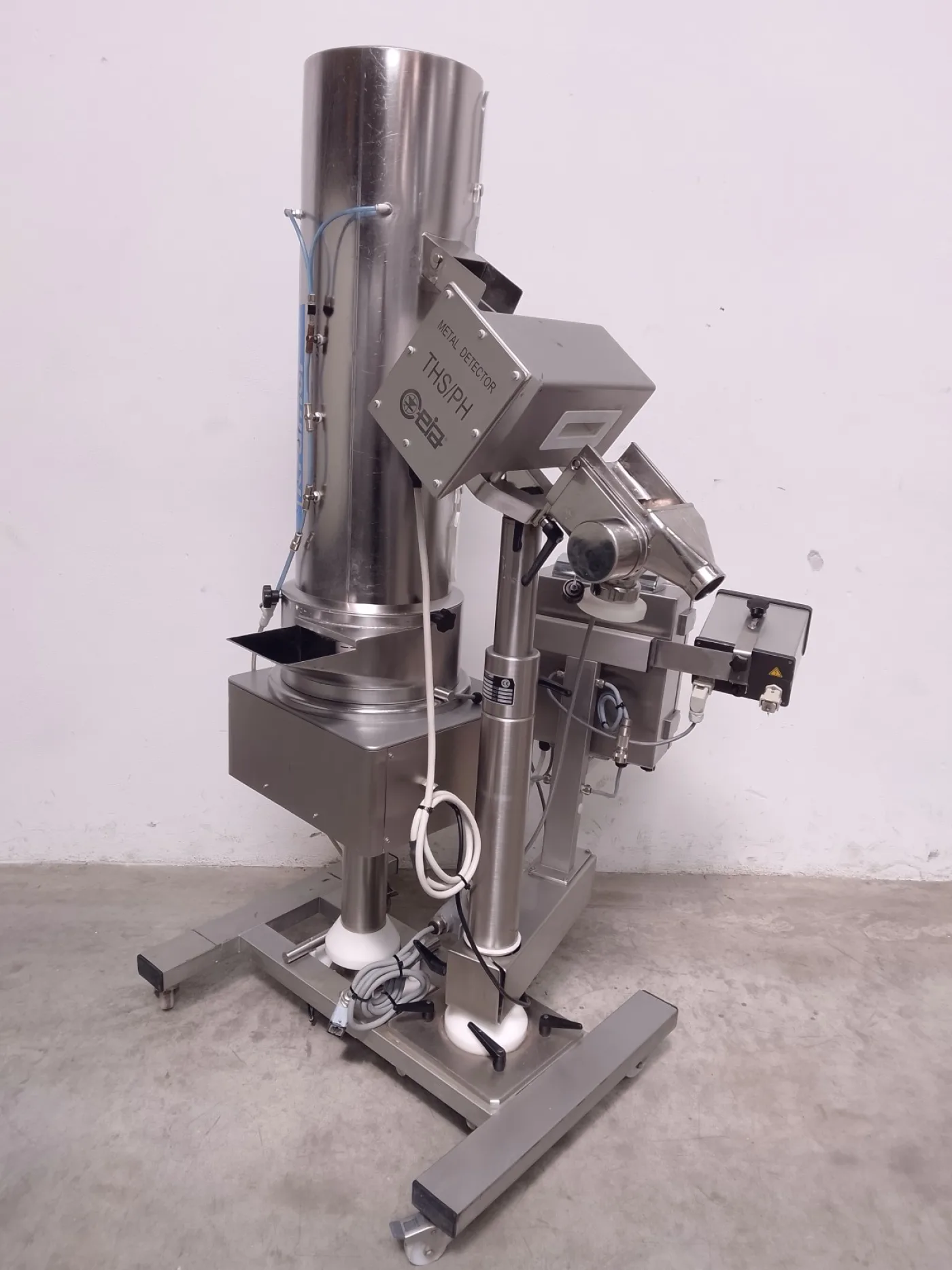 DEPOLVERIZZATORE COMPRESSE CON RILEVATORE METALLI – KRAMER – MOD. E2000-500ER - 7