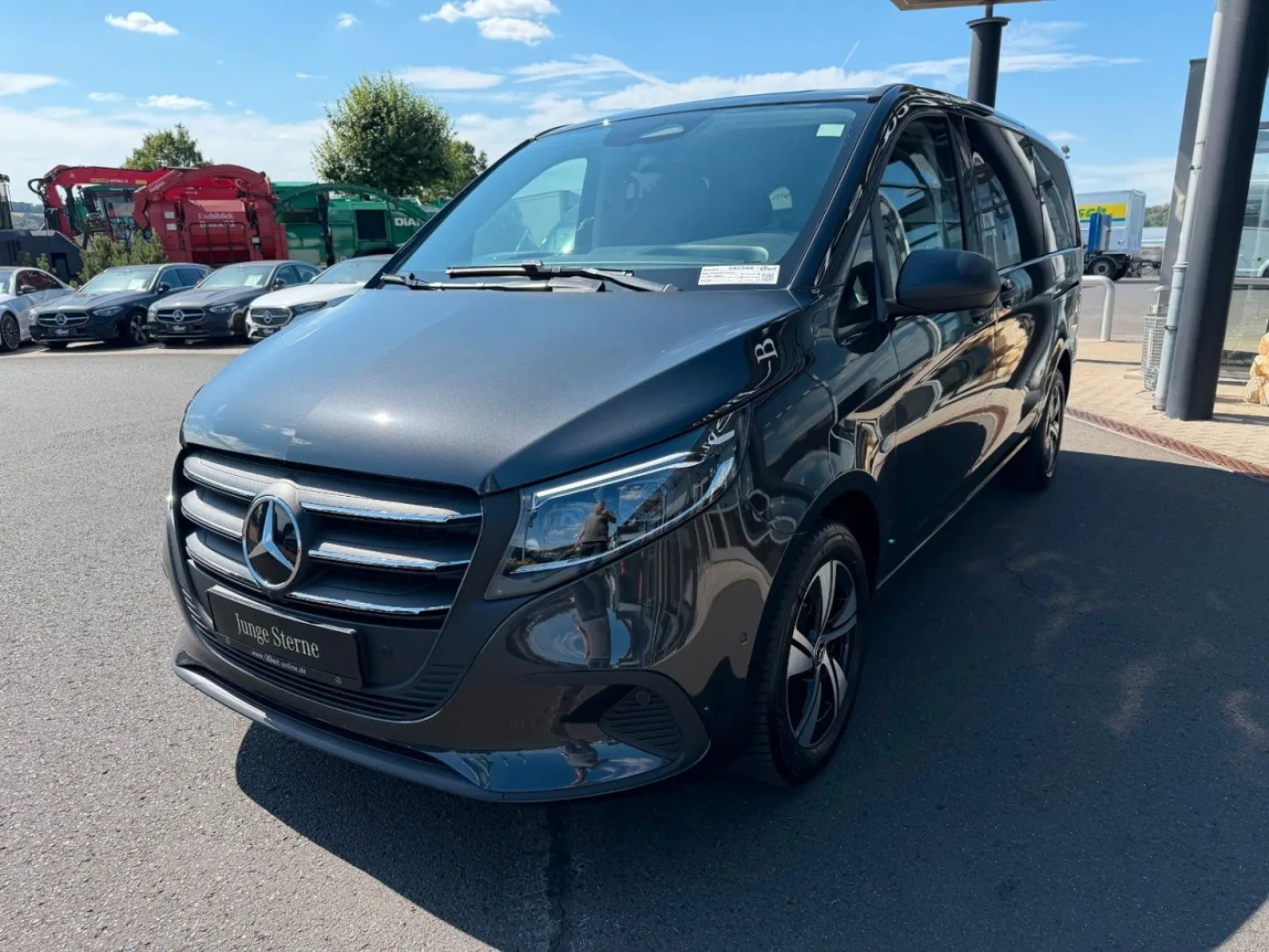 Mercedes Benz Vito 116 CDI 9G Tourer AHK2,5to LED - 3