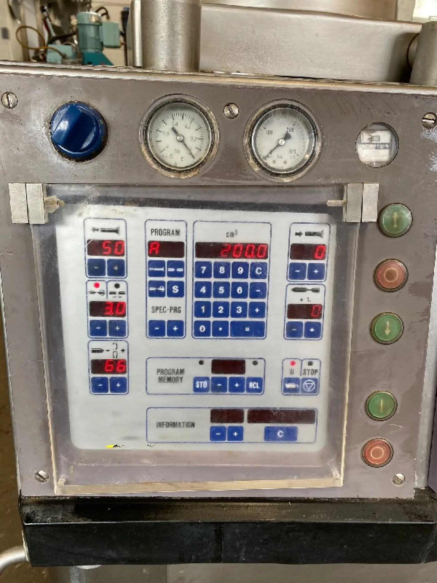 Handtmann VF300 Vacuum Filler - 2