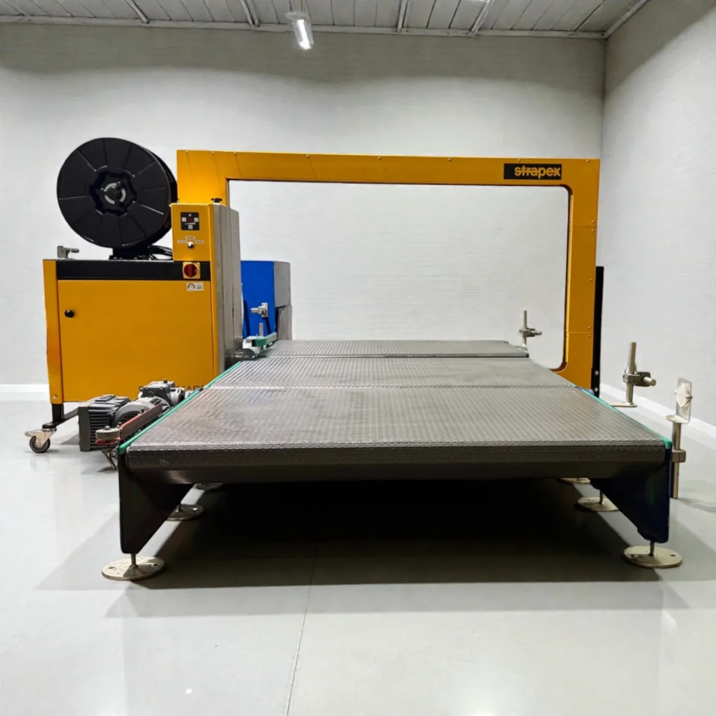 Strapex SMG 65 automatische Umreifungsanlage mit Fördertechnik und modularen Gliederbandförderanlage Art.-Nr. 745.200.311 - 7
