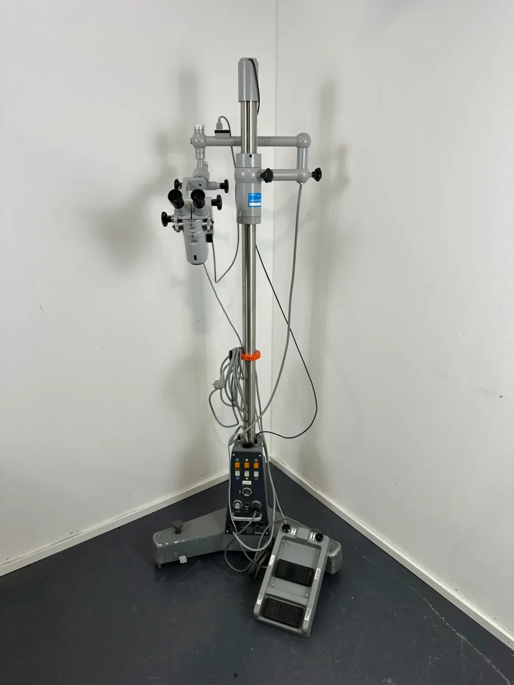 Zeiss OPMI-6S OP-Mikroskop