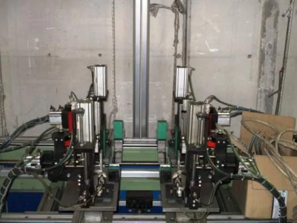 MACCHINA PER INCHIODARE CASSETTI DRAWERS 1100