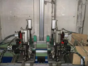 MACCHINA PER INCHIODARE CASSETTI DRAWERS 1100