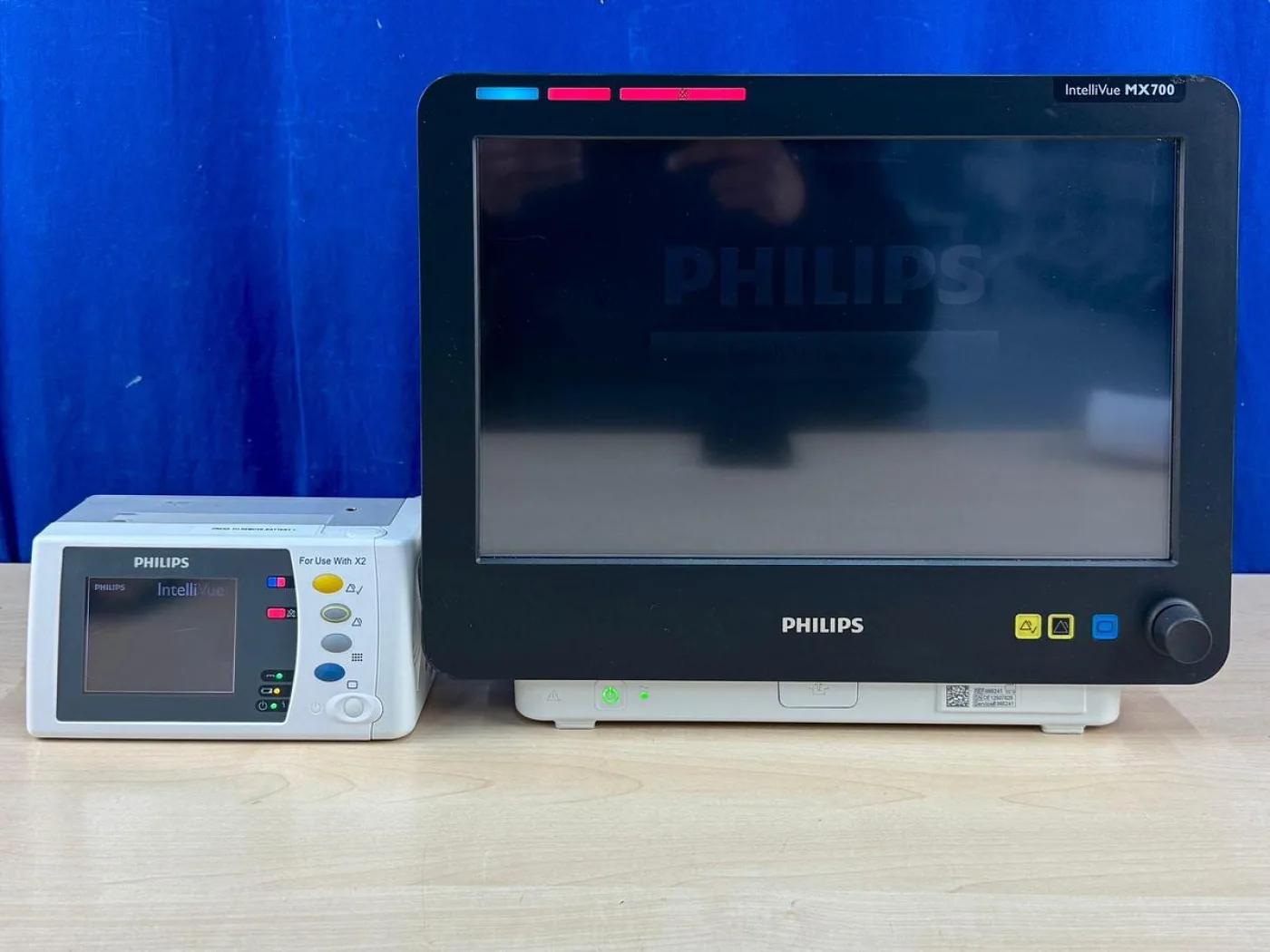 Philips IntelliVue MX 700 Patient Monitor With leads YOM: 2012 - 3