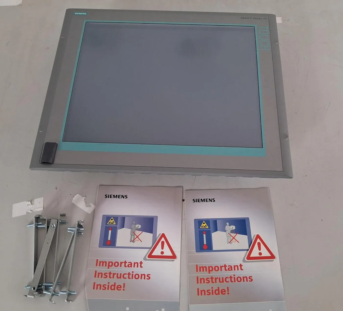 Siemens SIMATIC HMI IPC477C Industrial Panel PC - 1