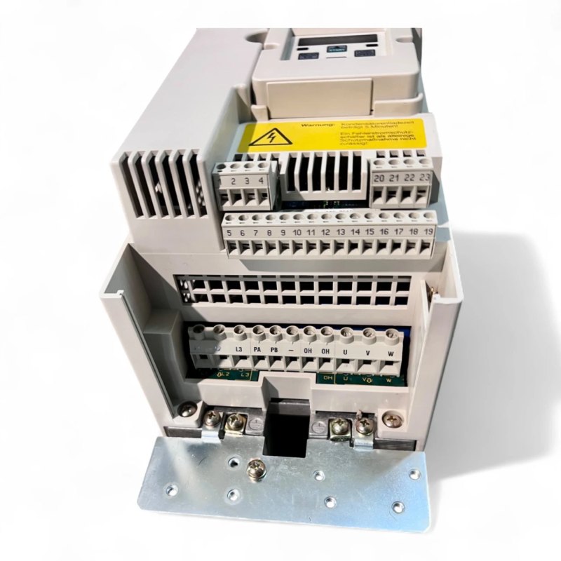 HOMAG KEB Frequenzumrichter COMBIVERT F4 13.F4.C1E-4A01.1/4 für 5,5 kW 400 V 50/60 Hz 4-008-39-0554 V16