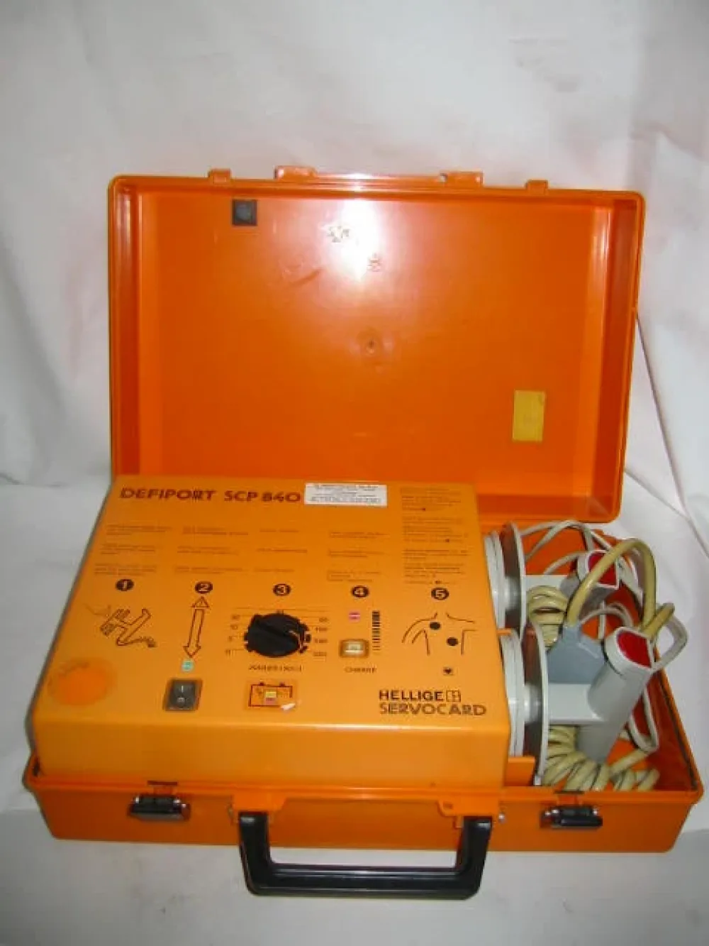 Hellige SCP 840 Defibrillator