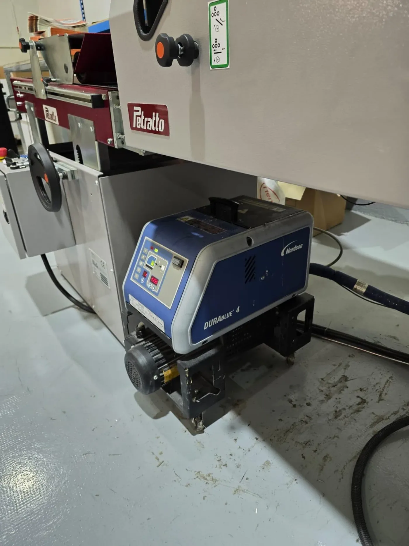 Petratto Cordoba BA die creasing and perforating machine - 3