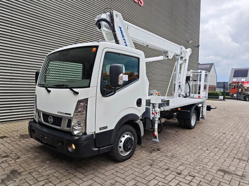 Nissan Cabstar 35.12 NT400 Multitel MJ201