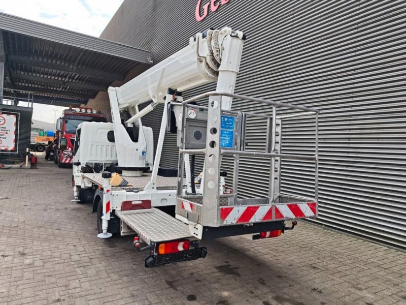 Nissan Cabstar 35.12 NT400 Ruthmann TBR 220.1