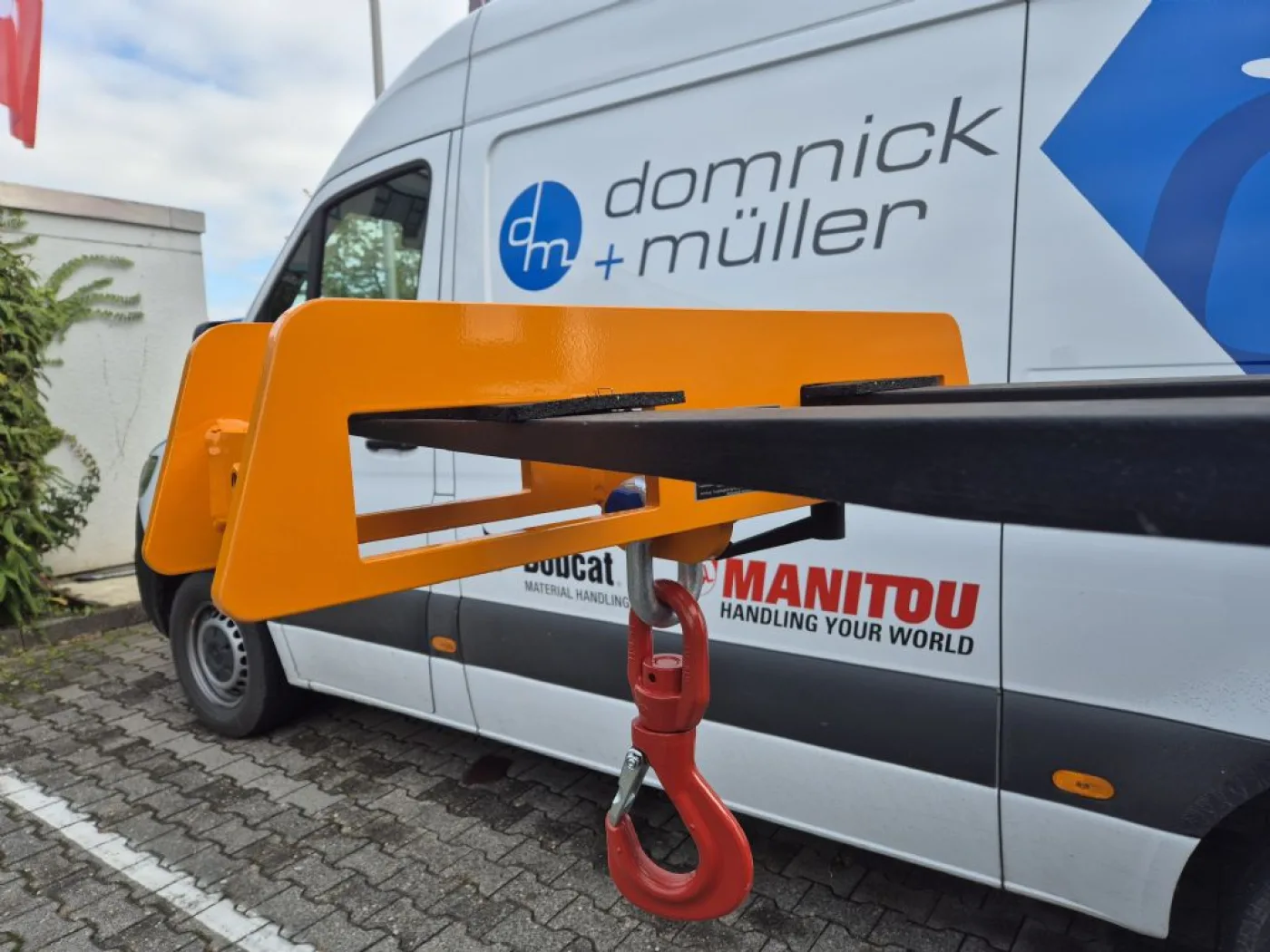 *Sonstige DM5000 - 1
