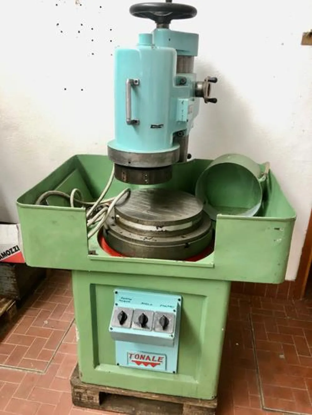 ROTARY SURFACE GRINDER, TONALE - Laxmi Metal & Machines, Rohtak