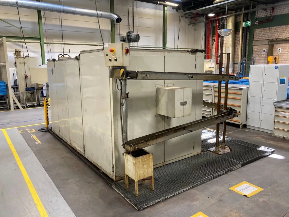 Spline rolling Machine – GROB ZRM9
