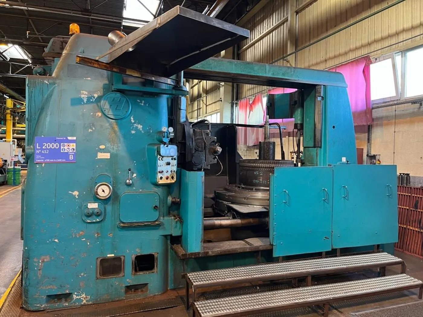 Gear Hobbing Machine – LIEBHERR L2000 - 5
