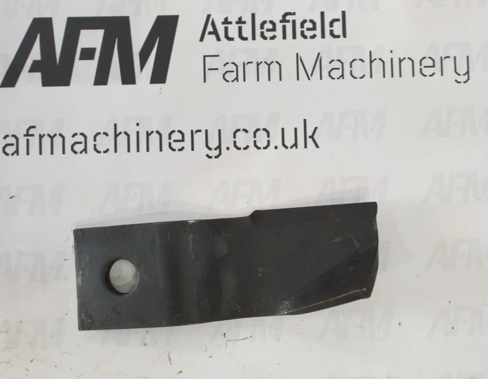 Spearhead Roller Mower Blade R -7770611
