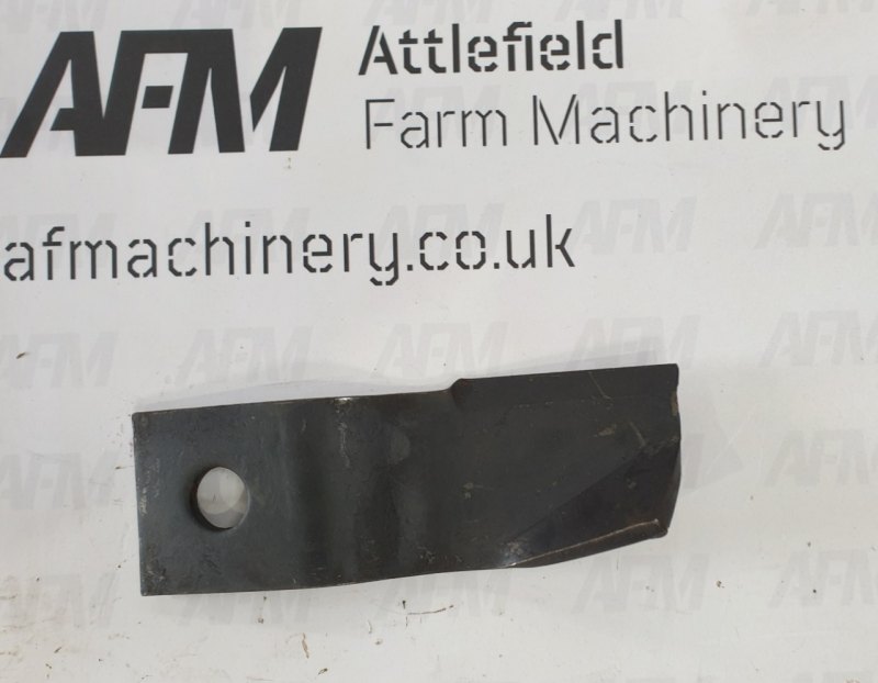 Spearhead Roller Mower Blade R -7770611
