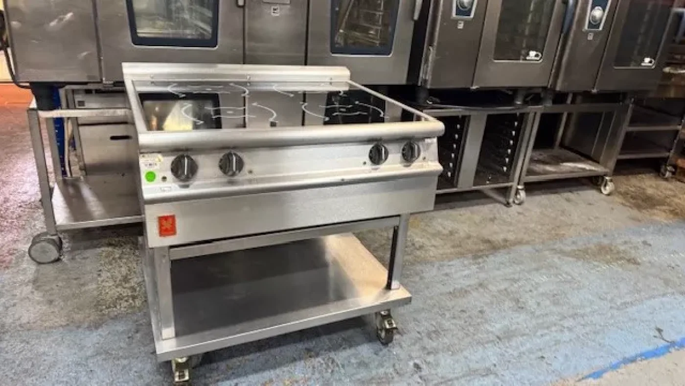 Falcon Dominator Induction Hob E3904I , refurbished with stand , 4 rings 5 kw each powerfull - islandcatering - 1