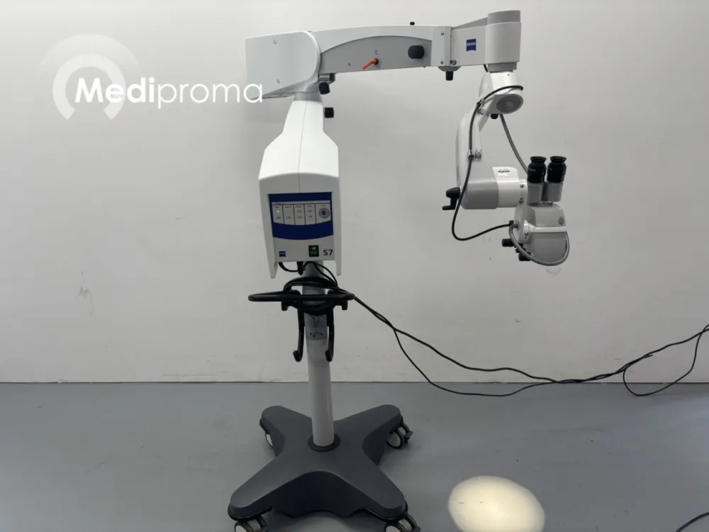 Zeiss OPMI Movena / S7 Microscoop