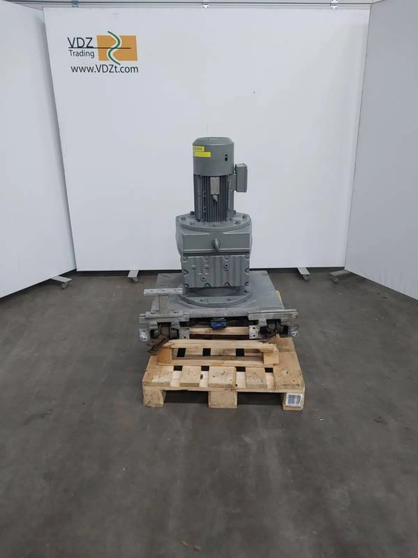 Drivewheel for birail conveyor - 5