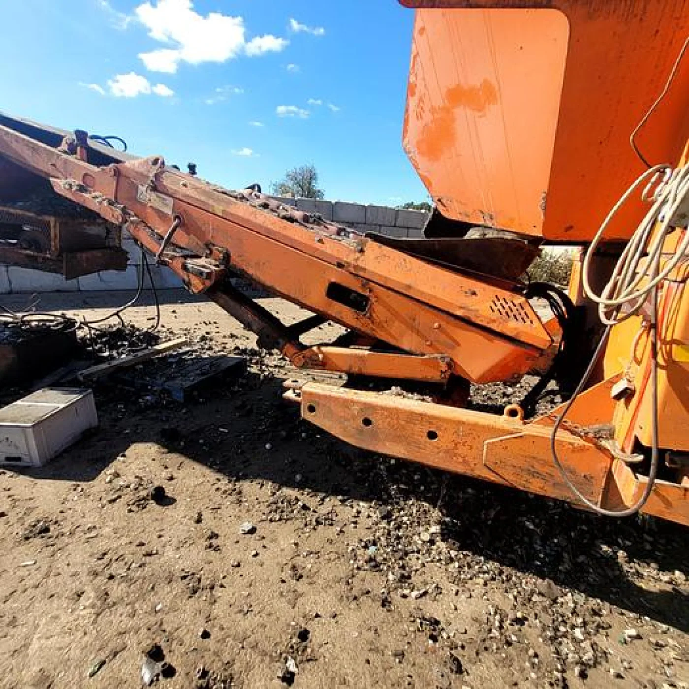2007 McCloskey Bros MFG 512 Tracked Trommel Screener - 5