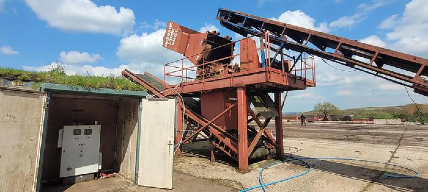 Morbark 1300B Tub Grinder Hammer Mill Wood Processing Line - 3