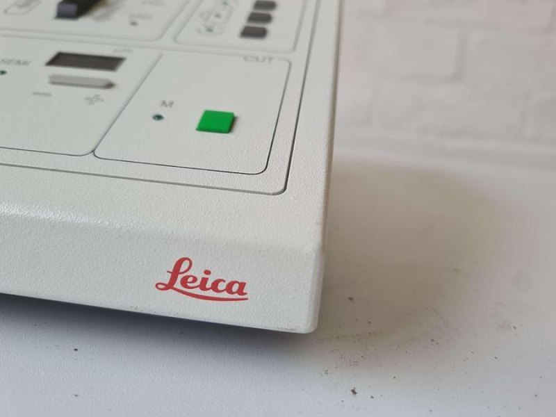 Leica Ultracut 702501 Ultramicrotome Microtome