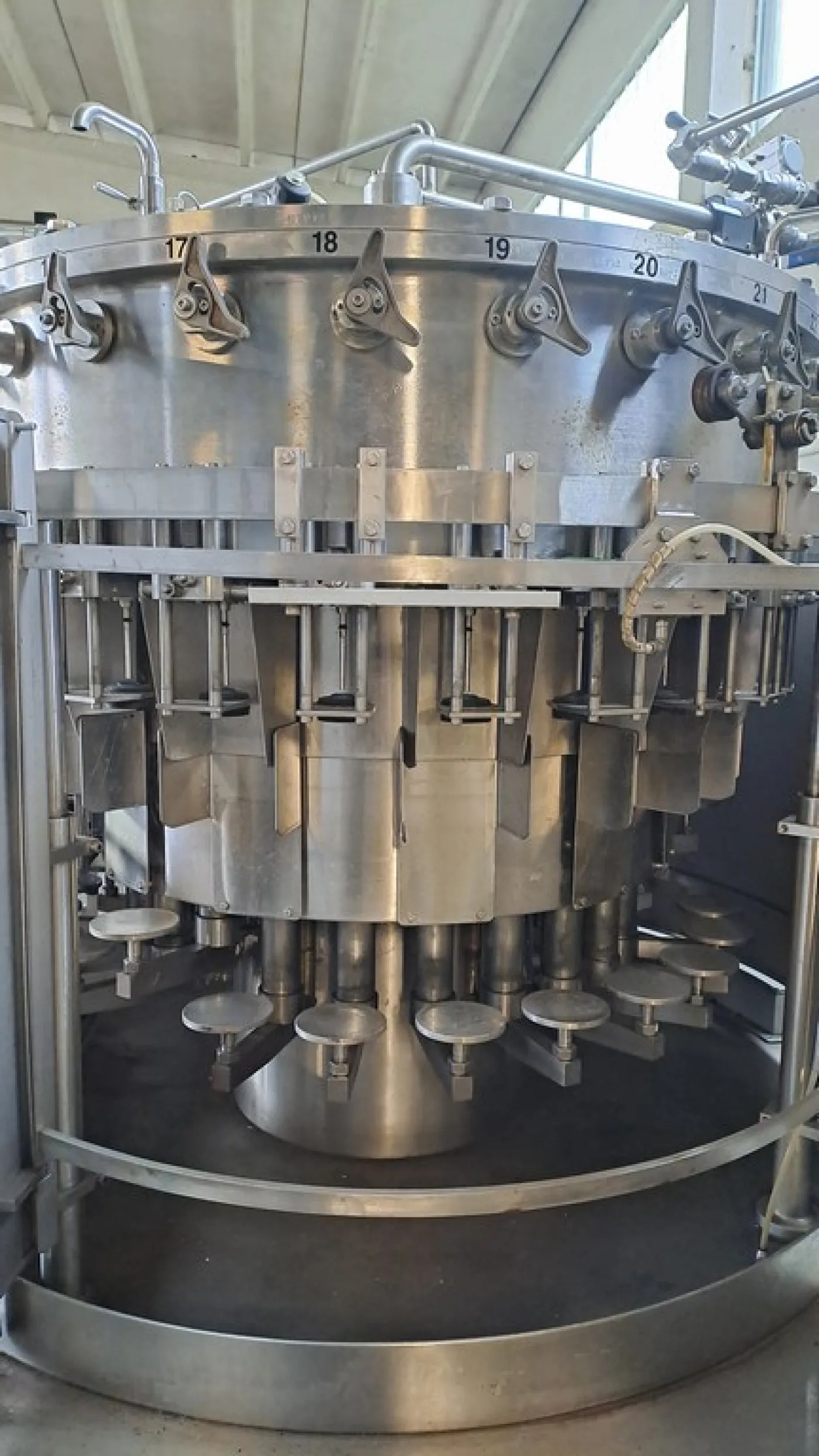 ISOBARIC FILLING MACHINE, OFFICINE AVE FIRM, 24 VALVES, SECOND HAND MACHINE - 5