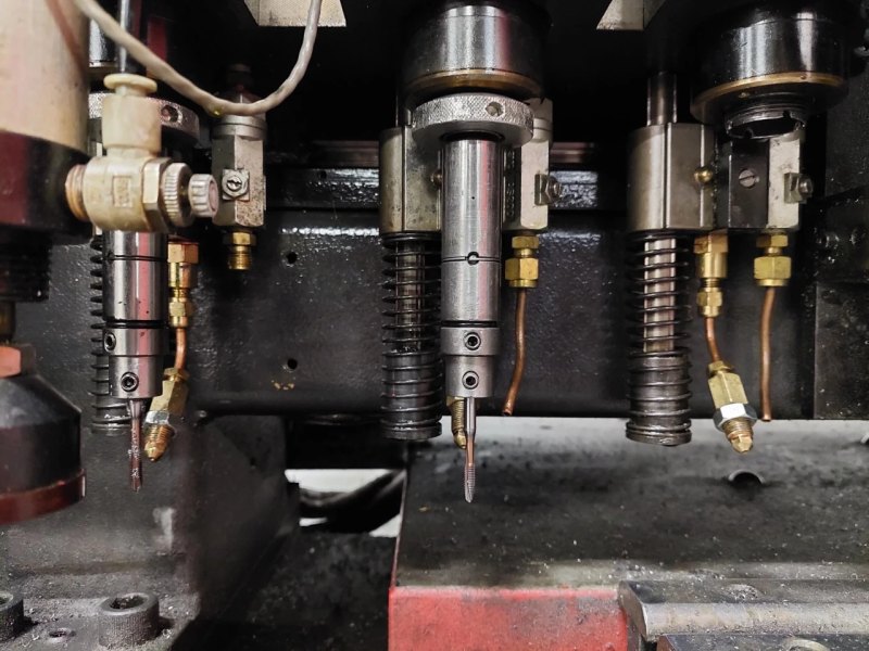AMADA CTS-900, tapping machine, vintage 1997 (machine 2)
