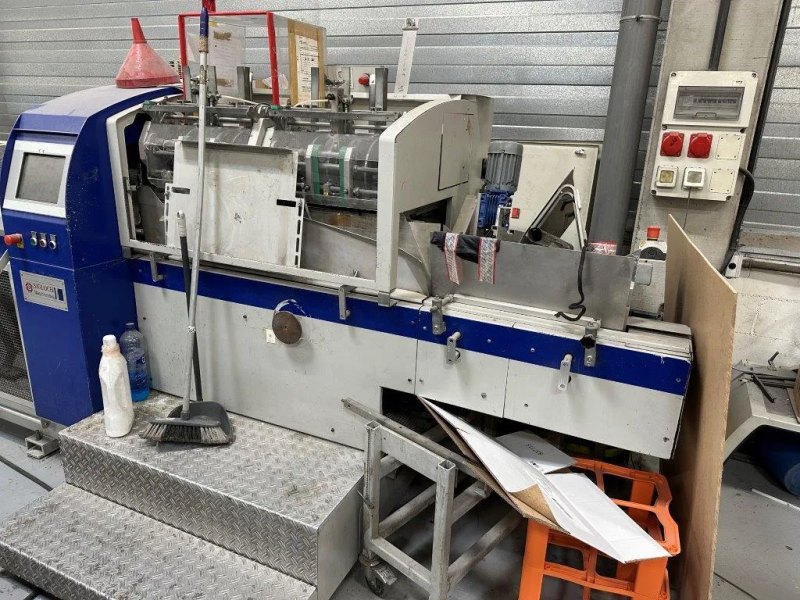 Sigloch BBL-31 bookback gluing and lining machine