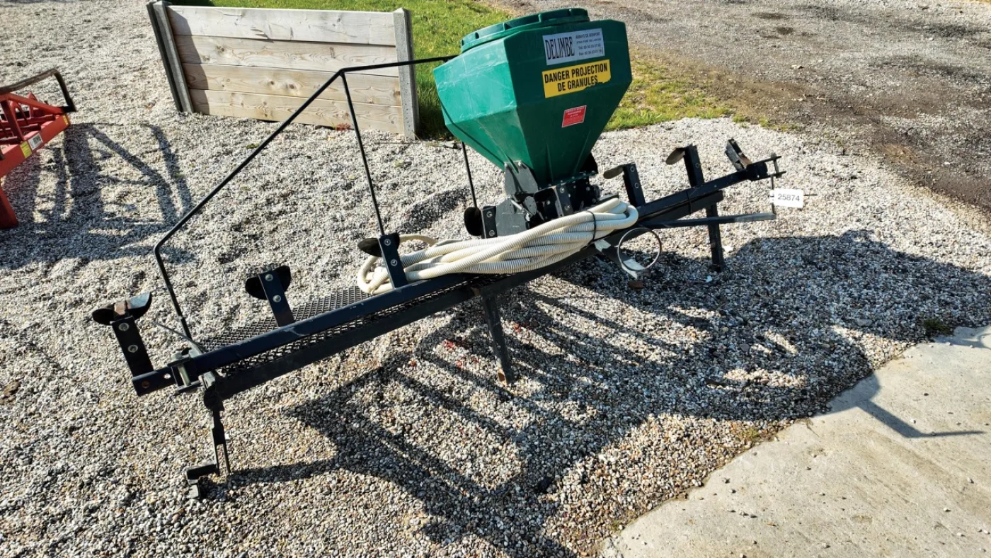 2013 Delimbe T15 8 outlet seeder - 1