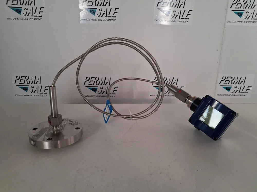 WIKA IUT-10 Druckmessumformer mit DN-40-Druckmittler