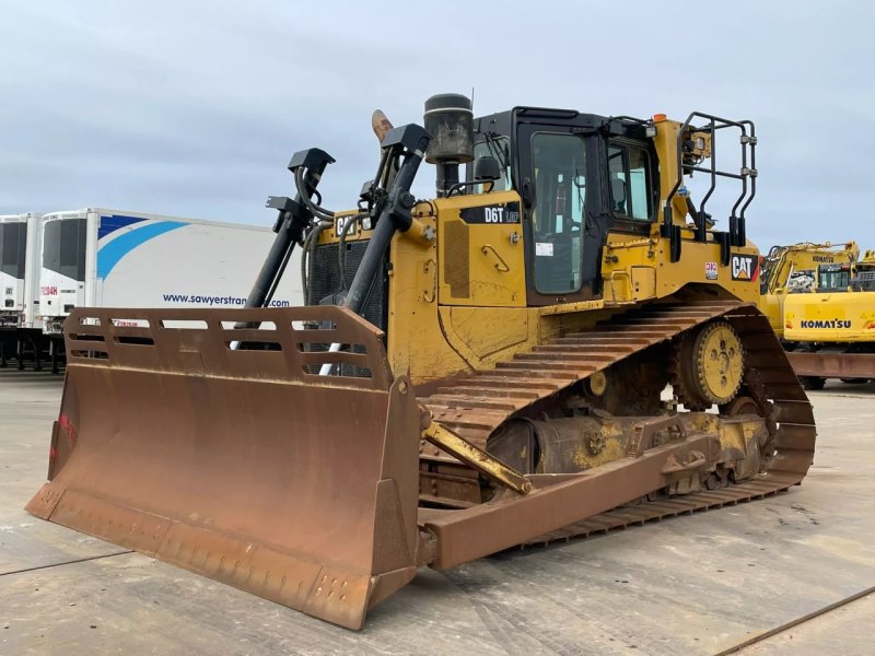 Caterpillar D6T LGP