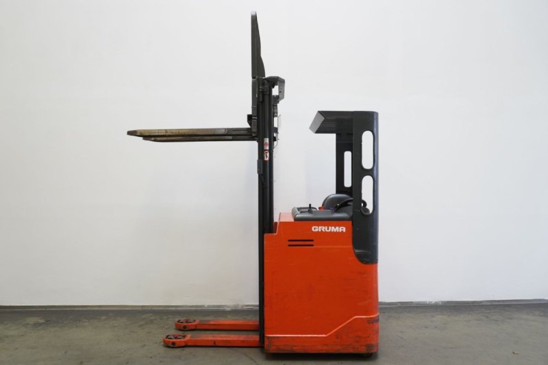 Hochhubwagen Linde L 16 R 139-03 (2006)
